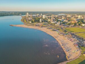 Costanera in Encarnación, Paraguay
